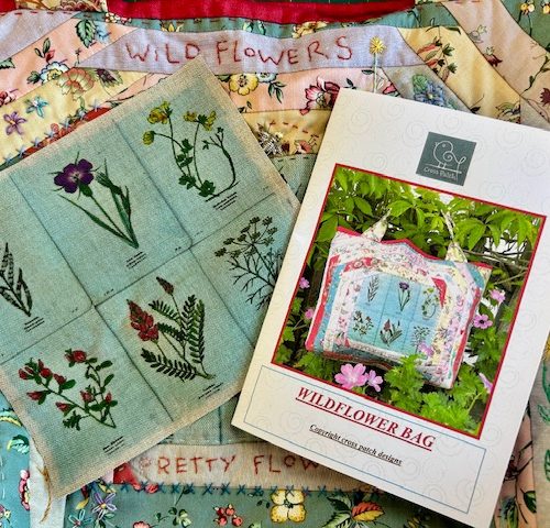 Wildflower bag pattern with panel