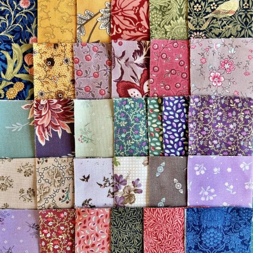 Mega mini charm of 124 squares